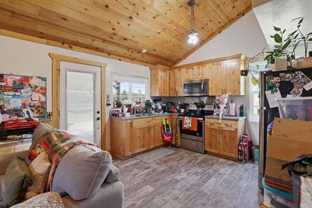 13805 Colony Avenue, San Martin, CA 95046