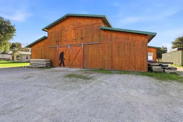 13805 Colony Avenue, San Martin, CA 95046