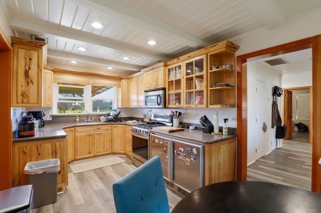 13805 Colony Avenue, San Martin, CA 95046