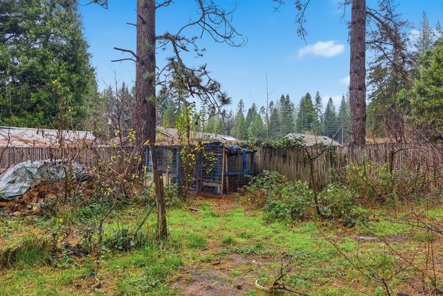 5855 Pine St, Foresthill, CA 95631