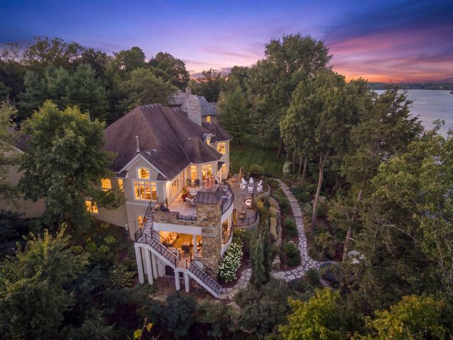 28028 Woodside Road, Shorewood, MN 55331