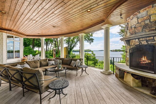 28028 Woodside Road, Shorewood, MN 55331