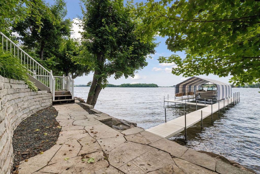 28028 Woodside Road, Shorewood, MN 55331 — photo 4