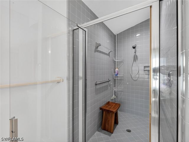 2278 ROYAL LN, Naples, FL 34112