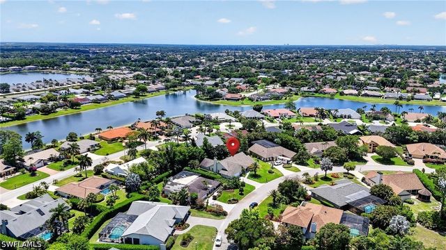 2278 ROYAL LN, Naples, FL 34112