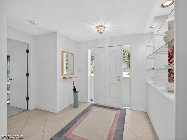 2278 ROYAL LN, Naples, FL 34112