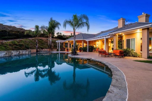 2772 Firebrand Drive, Alpine, CA 91901