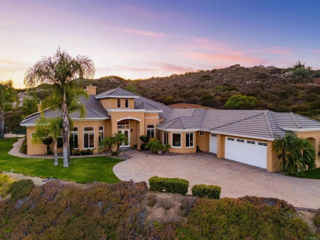 2772 Firebrand Drive, Alpine, CA 91901