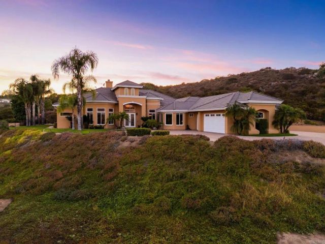 2772 Firebrand Drive, Alpine, CA 91901