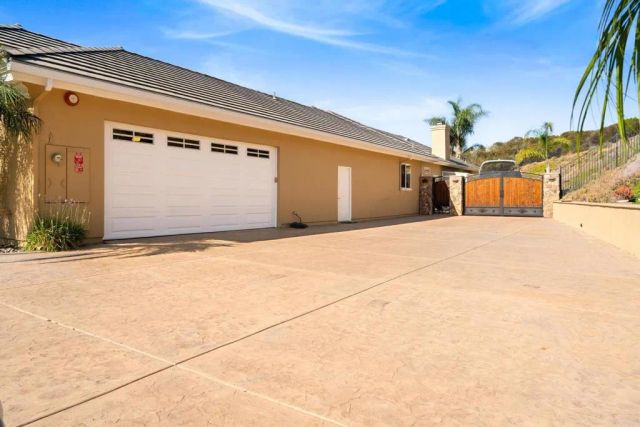 2772 Firebrand Drive, Alpine, CA 91901