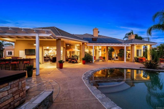 2772 Firebrand Drive, Alpine, CA 91901