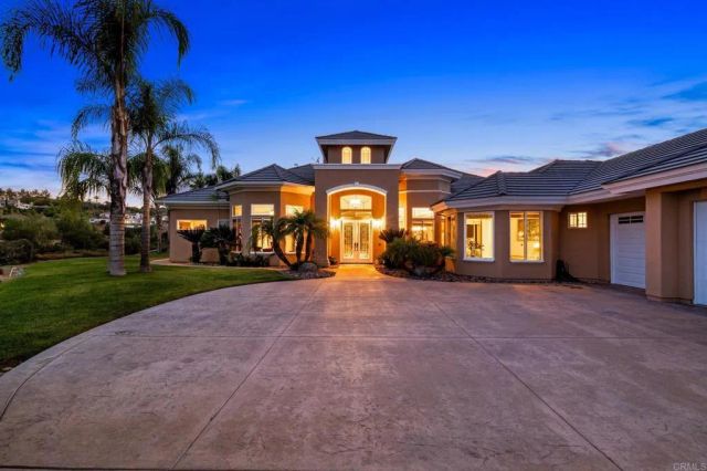 2772 Firebrand Drive, Alpine, CA 91901