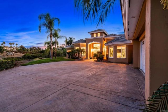 2772 Firebrand Drive, Alpine, CA 91901