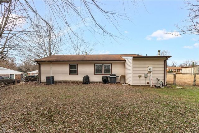 1203 Curtis Street, Greensboro, NC 27406