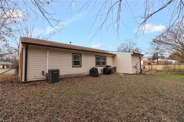 1203 Curtis Street, Greensboro, NC 27406