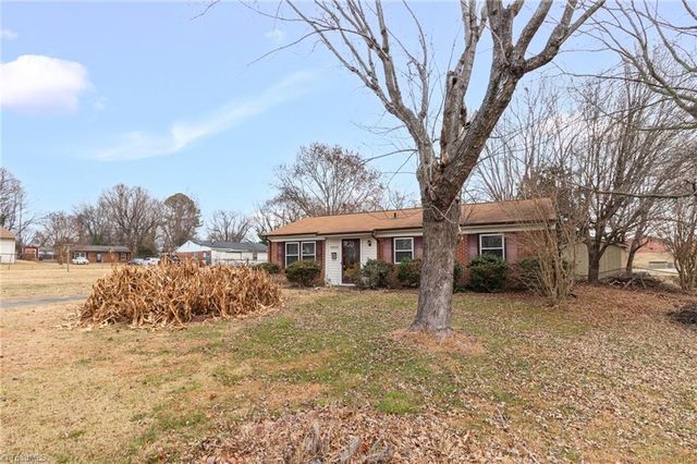 1203 Curtis Street, Greensboro, NC 27406