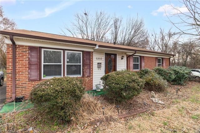 1203 Curtis Street, Greensboro, NC 27406