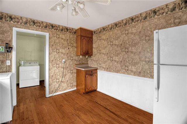 1203 Curtis Street, Greensboro, NC 27406