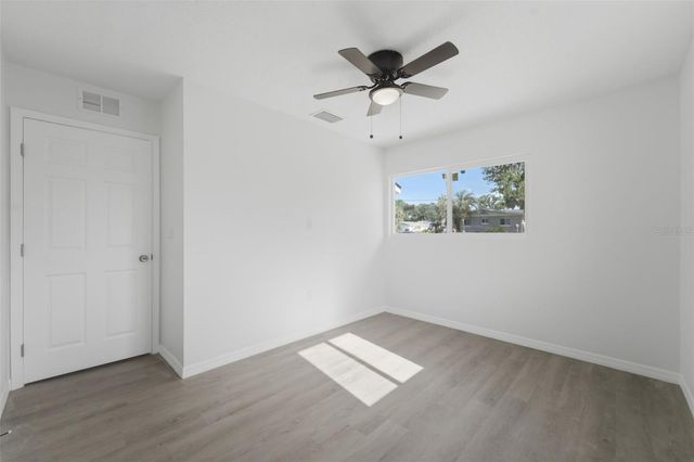 525 E ROBERTS STREET, Orange City, FL 32763