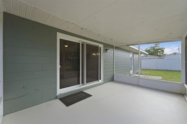 525 E ROBERTS STREET, Orange City, FL 32763