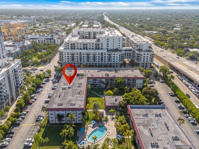 8101 SW 72nd Ave 123W, Miami, FL 33143