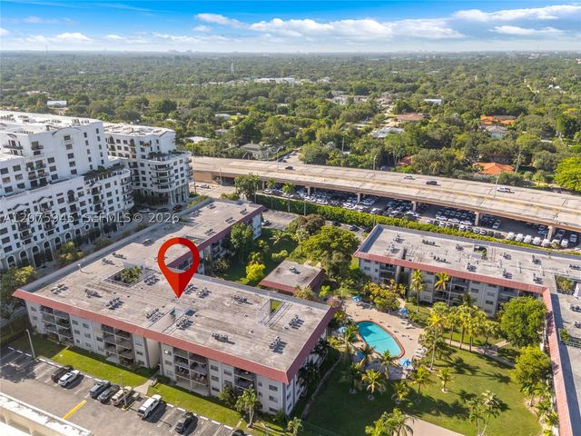 8101 SW 72nd Ave 123W, Miami, FL 33143