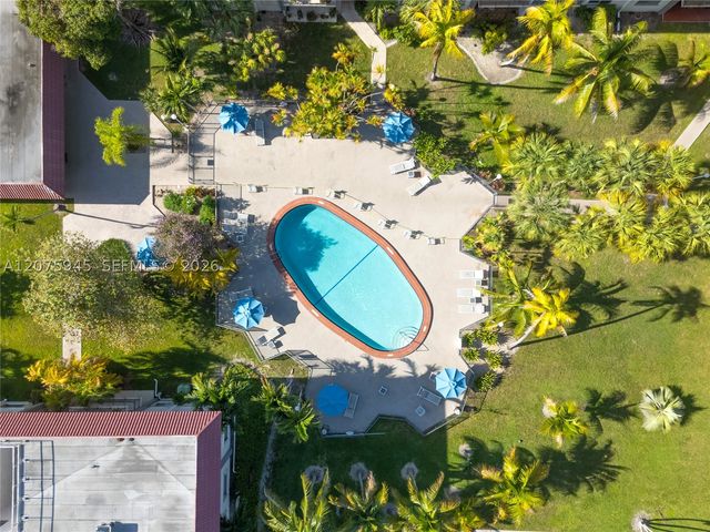 8101 SW 72nd Ave 123W, Miami, FL 33143