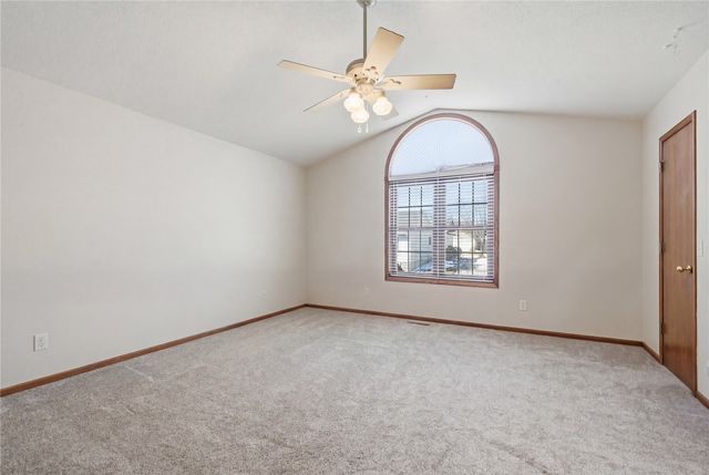 3010 Meadow Glen Street, Marion, IA 52302