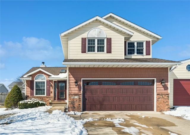 3010 Meadow Glen Street, Marion, IA 52302