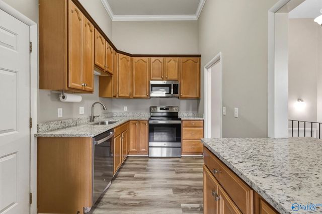 2106 Mythewood Drive, Huntsville, AL 35803