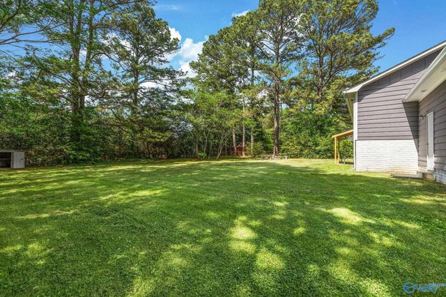 2106 Mythewood Drive, Huntsville, AL 35803