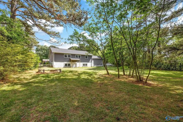 2106 Mythewood Drive, Huntsville, AL 35803