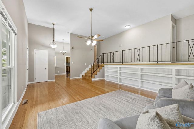 2106 Mythewood Drive, Huntsville, AL 35803