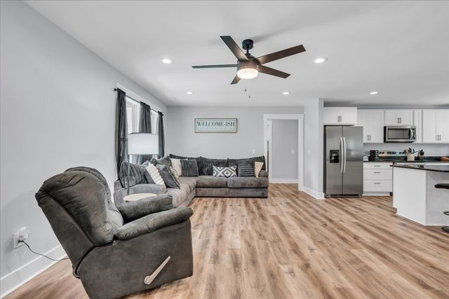 116 Carter Blake Rd, Tullahoma, TN 37388