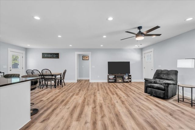 116 Carter Blake Rd, Tullahoma, TN 37388