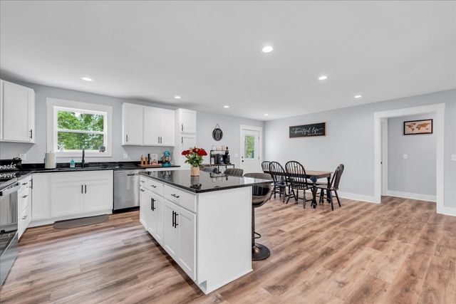 116 Carter Blake Rd, Tullahoma, TN 37388