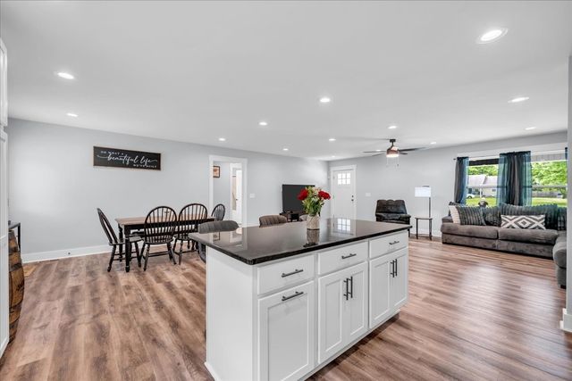 116 Carter Blake Rd, Tullahoma, TN 37388