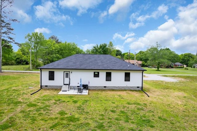 116 Carter Blake Rd, Tullahoma, TN 37388
