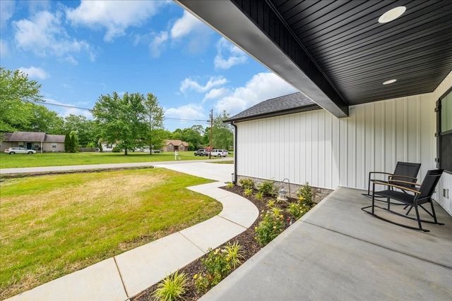 116 Carter Blake Rd, Tullahoma, TN 37388