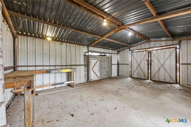 1002 W Woodlawn, San Saba, TX 76877