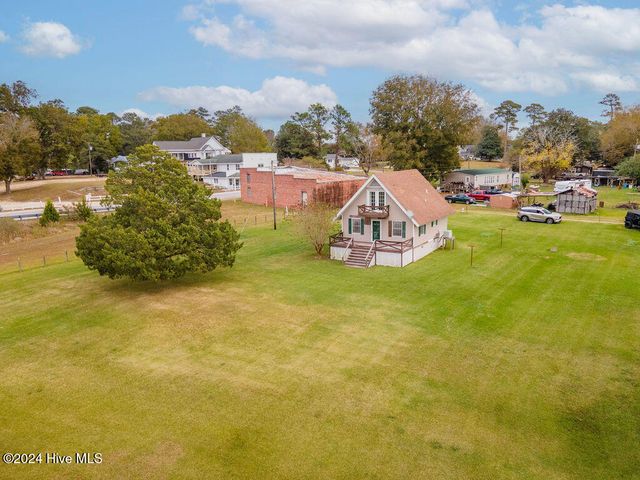 110 Wetherington Landing Road, Stella, NC 28582