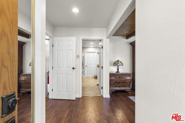 1197 Oriole Road, Wrightwood, CA 92397