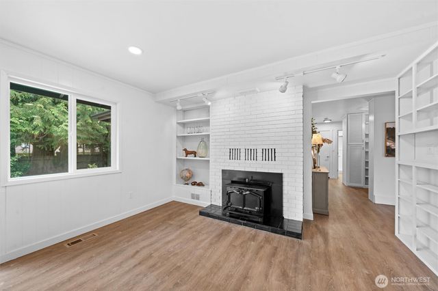 19420 143rd Place SE, Renton, WA 98058