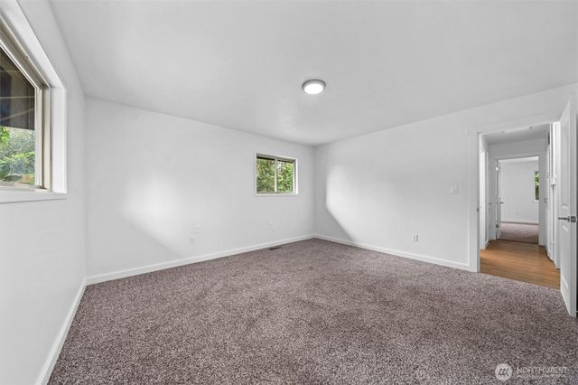 19420 143rd Place SE, Renton, WA 98058