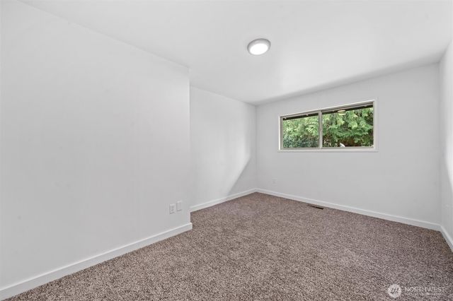 19420 143rd Place SE, Renton, WA 98058