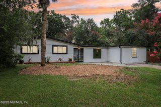 8151 LADOGA Avenue, Jacksonville, FL 32217