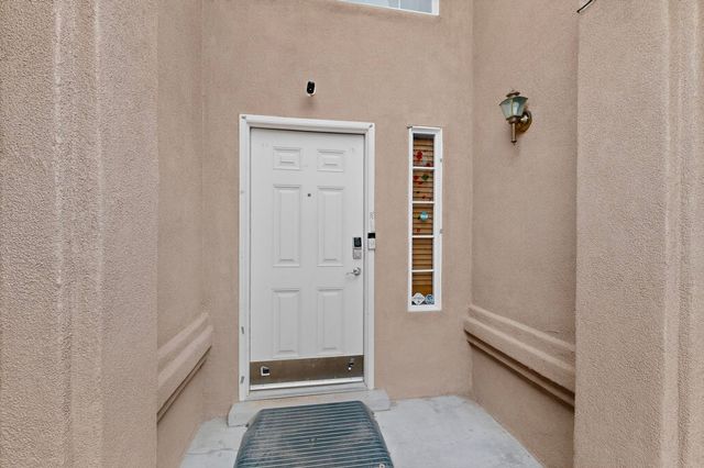 1034 Wagon Trail Street SW, Los Lunas, NM 87031