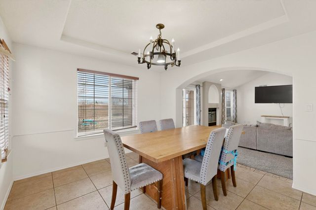 1034 Wagon Trail Street SW, Los Lunas, NM 87031