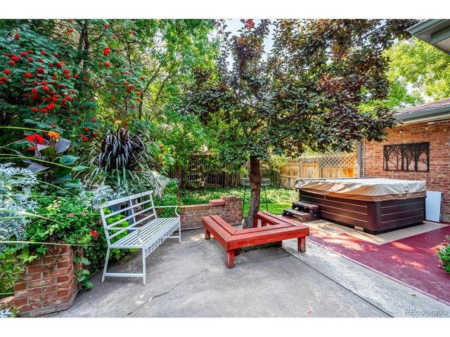 1170 S Dover St, Lakewood, CO 80232