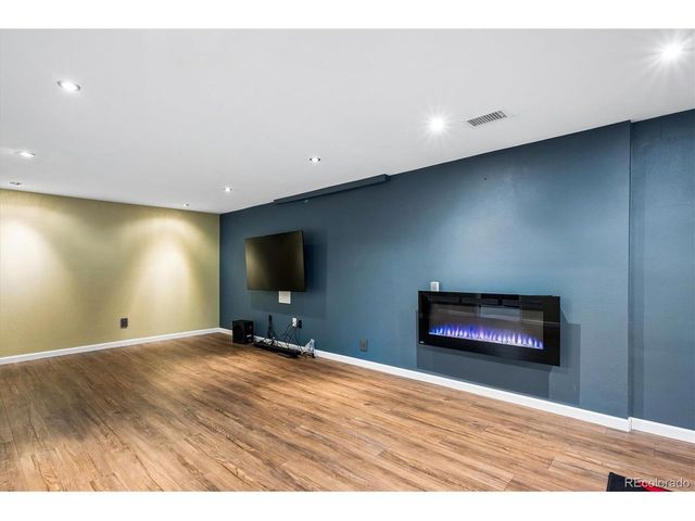 1170 S Dover St, Lakewood, CO 80232